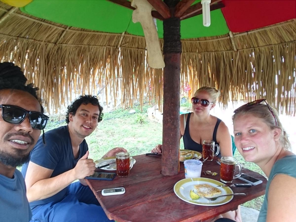 克里穆图 马宏尼旅馆酒店 外观 照片
